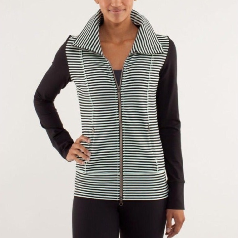 NWOT Lululemon Daily Yoga Jacket (US 4)